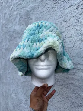 COZY BUCKET
