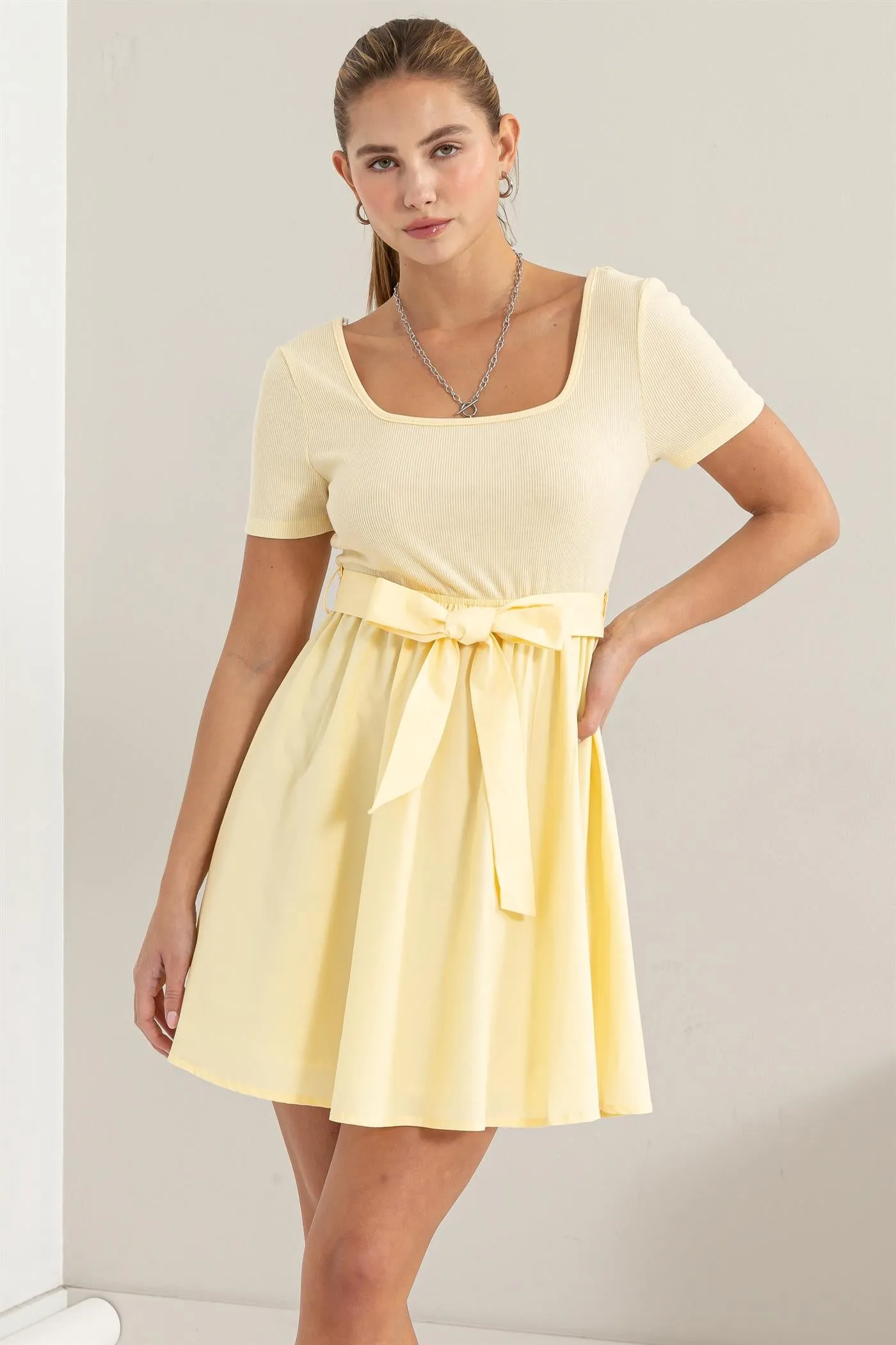 HF24A683-Romantic Mixed Media Tie-belt Dress