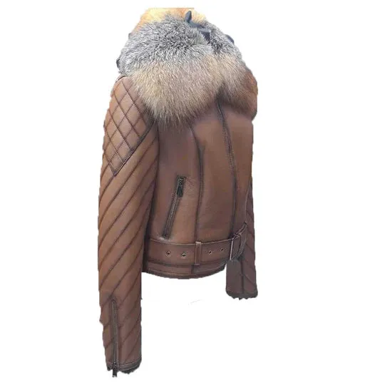 Luxurious Tan Leather Jacket with Fur Collar
