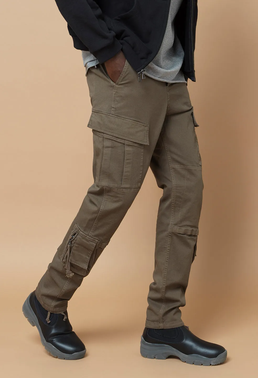 Slim Tactical Cargo / Brown