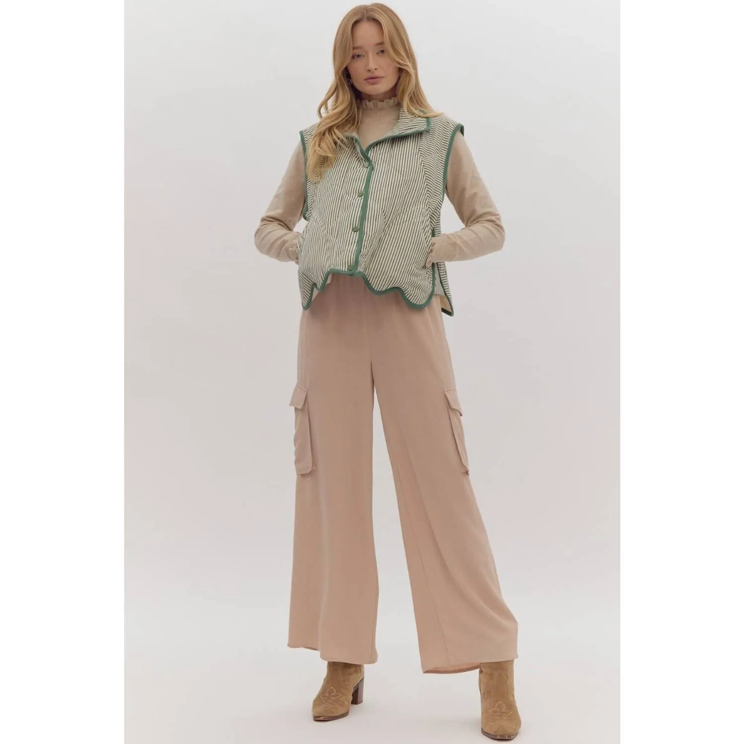 Striped Scalloped pattern quilted vest