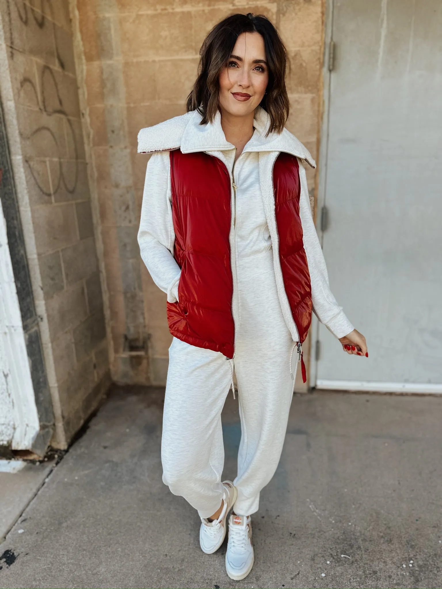 Varley | Brock Puffer Gilet- Red Dahlia