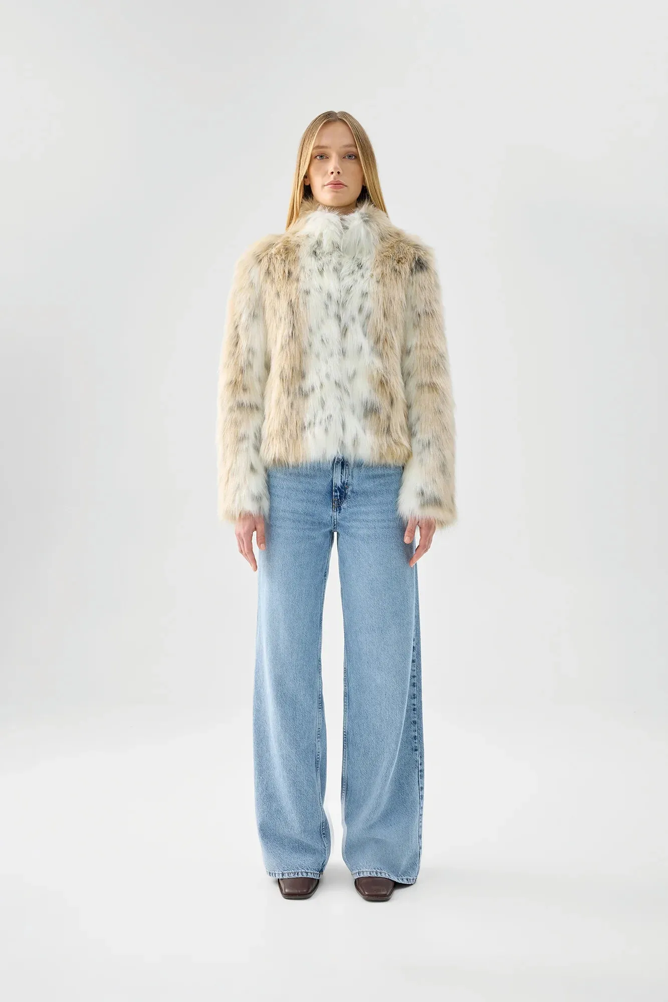 Wild Dream Faux Fur Coat | Snow Leopard
